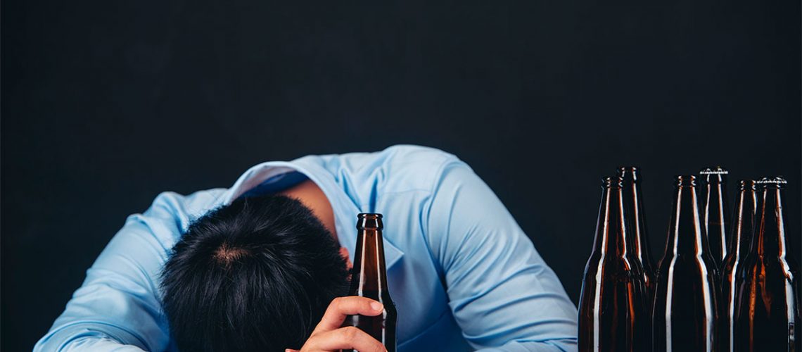 alcoholismo alcoholismo